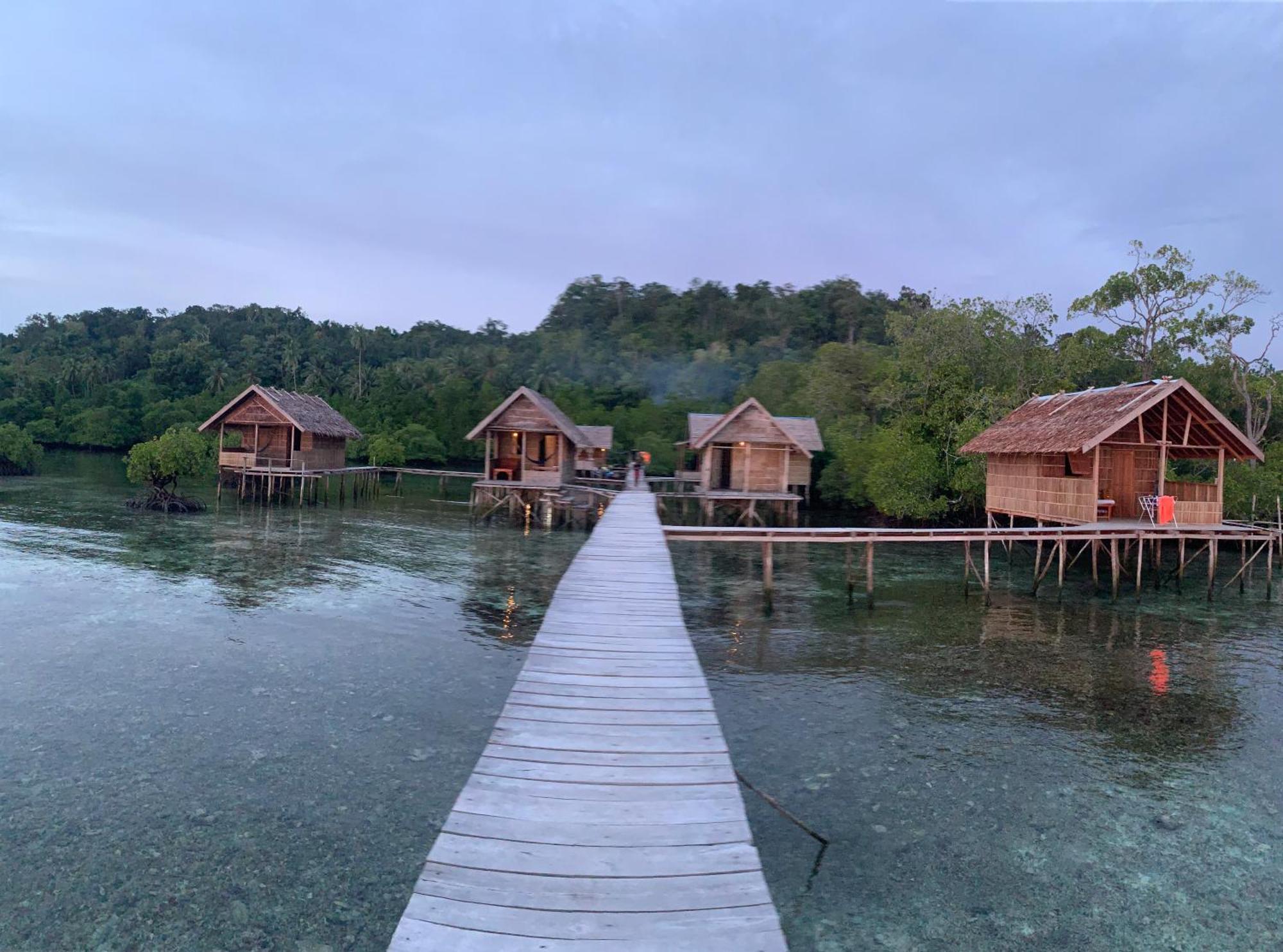 Nyanse Homestay - Raja Ampat Besir Ngoại thất bức ảnh